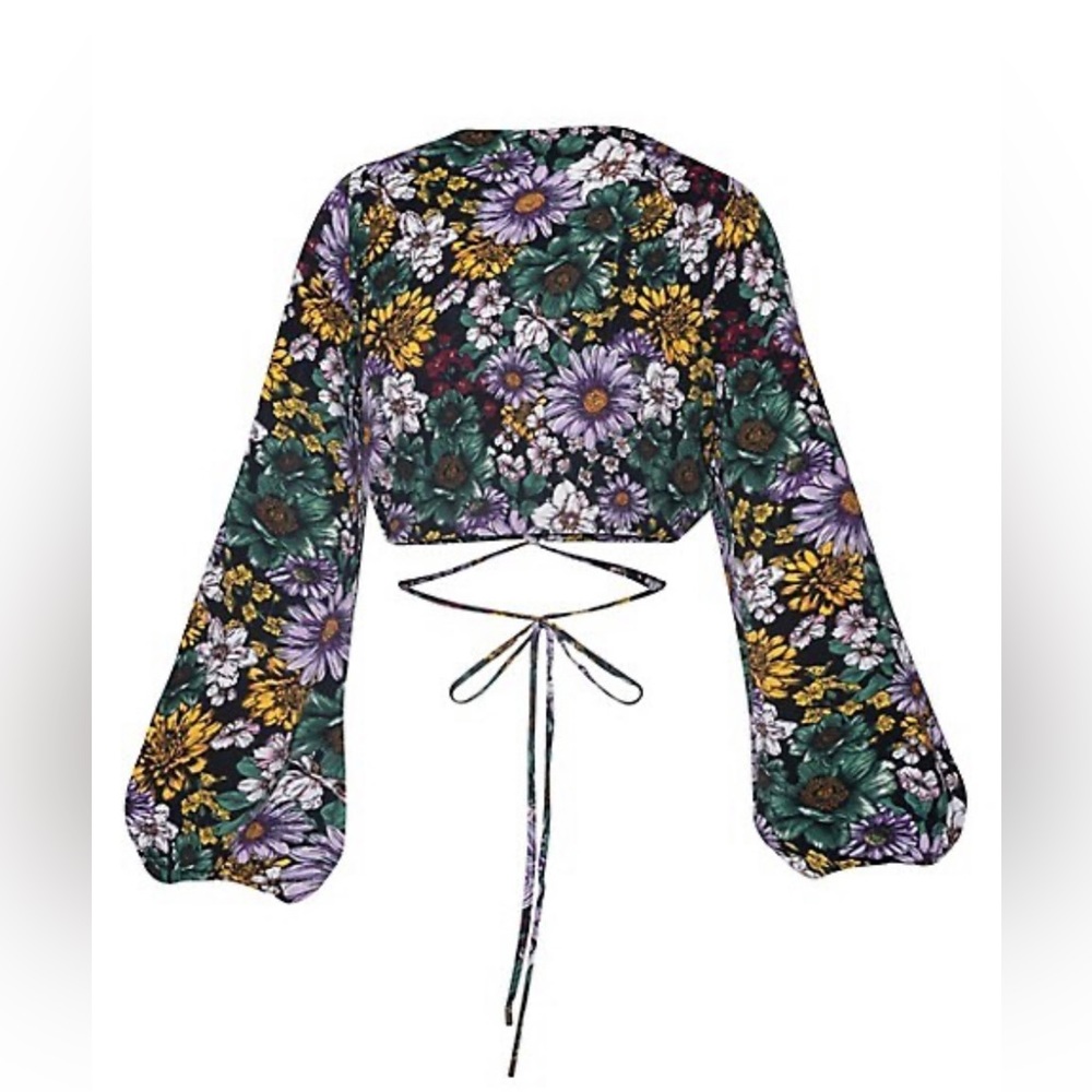 long sleeve crop top